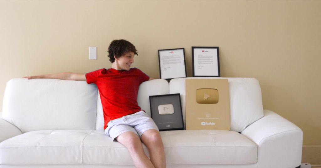 Matt Par with YouTube play buttons